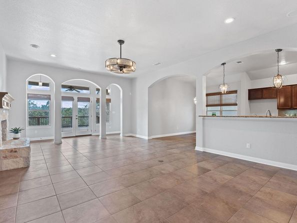4801 Pyrenees PASS, Bee Cave TX 78738