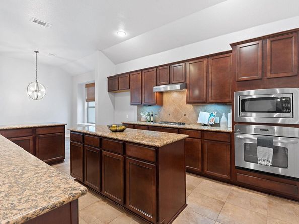 4801 Pyrenees PASS, Bee Cave TX 78738