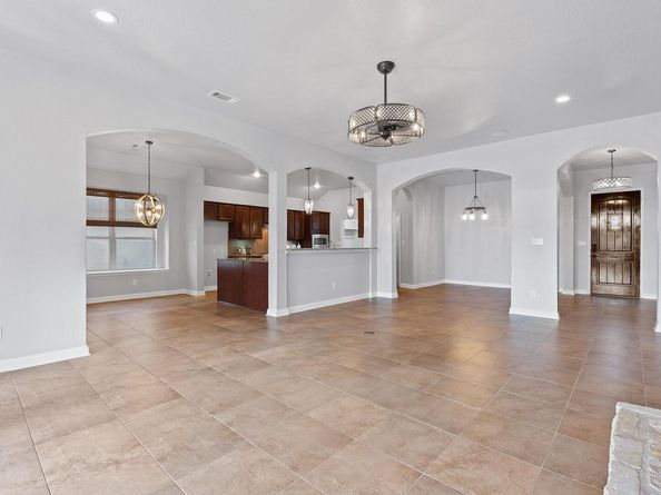 4801 Pyrenees PASS, Bee Cave TX 78738