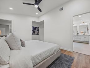 9219 Hunters TRCE E, Austin TX 78758