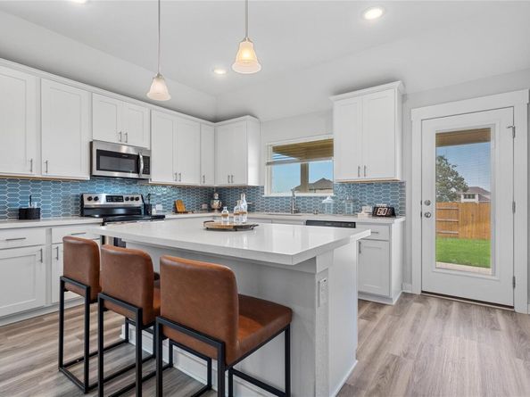 660 Pheasant Hill DR, Georgetown TX 78628
