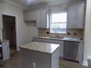 301 Thunderbay Dr, Georgetown TX 78626