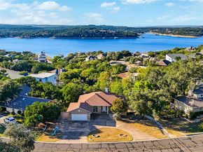 18906 Venture DR, Point Venture TX 78645