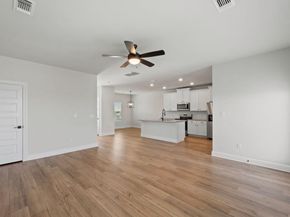 9517 Balmy LN, Manor TX 78653