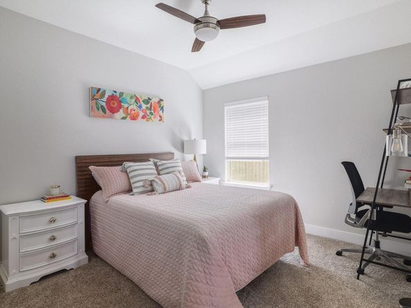 132 Lockhart DR, Liberty Hill TX 78642