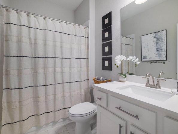 132 Lockhart DR, Liberty Hill TX 78642