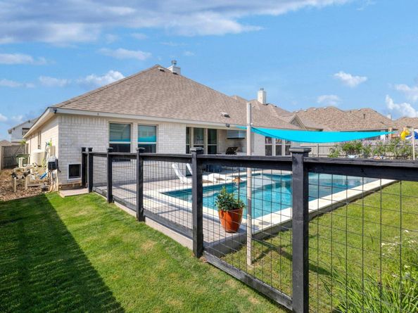 132 Lockhart DR, Liberty Hill TX 78642
