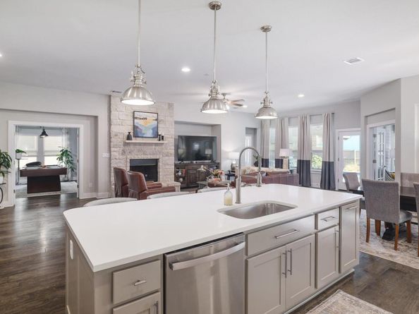 132 Lockhart DR, Liberty Hill TX 78642