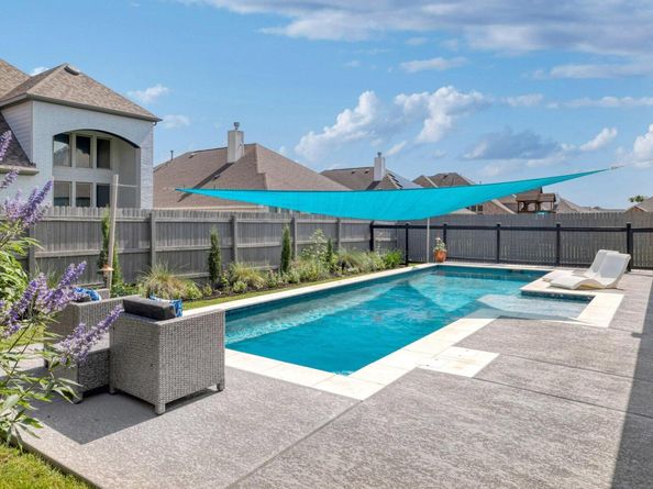 132 Lockhart DR, Liberty Hill TX 78642