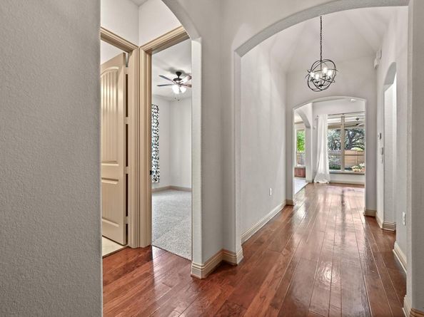 9317 Sydney Marilyn LN, Austin TX 78748