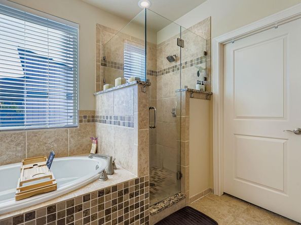 19004 Mariners PT, Lago Vista TX 78645