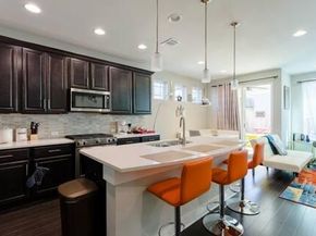 807 E 16th ST A, Austin TX 78702