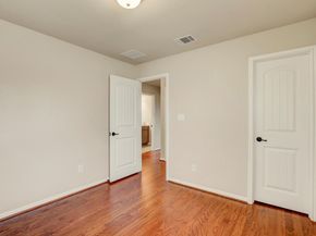 11300 Birlandier CT 44, Manchaca TX 78652