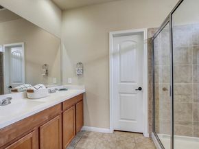 11300 Birlandier CT 44, Manchaca TX 78652