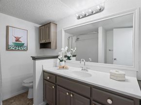 1601 FaroDr 1102, Austin TX 78741