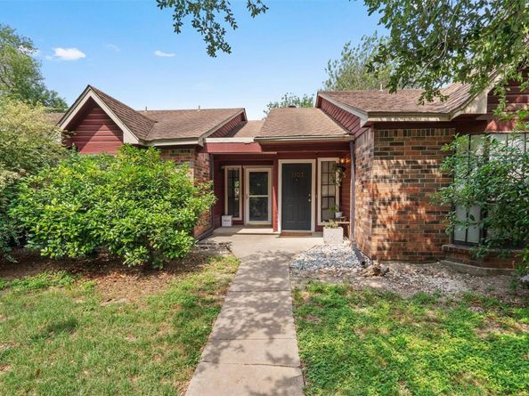 1601 FaroDr 1102, Austin TX 78741