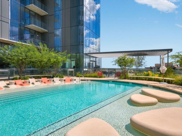 44 East Ave 1909, Austin TX 78701