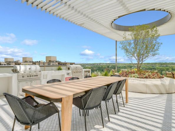 44 East Ave 1909, Austin TX 78701