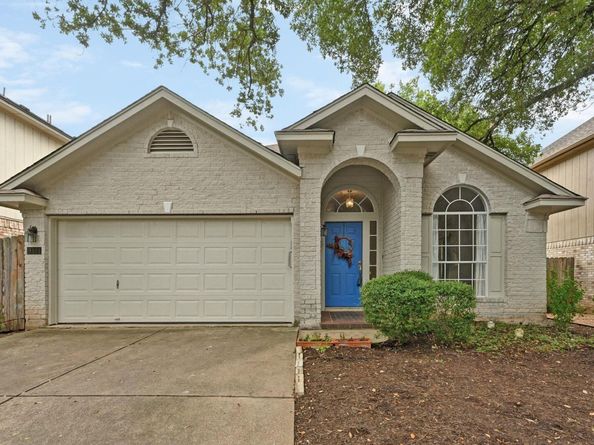 9401 Notches DR, Austin TX 78748