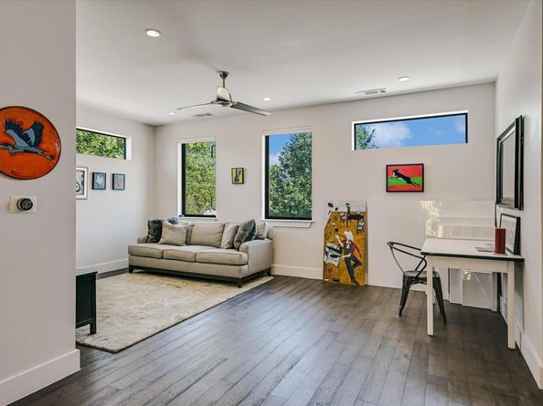 2205 S 3rd ST, Austin TX 78704