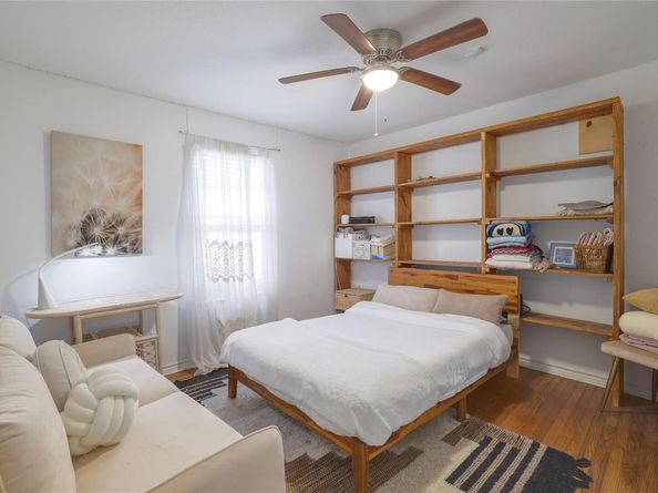 1406 Webberville RD, Austin TX 78721