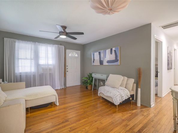 1406 Webberville RD, Austin TX 78721