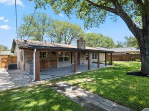 2009 Lazy BRK, Austin TX 78723