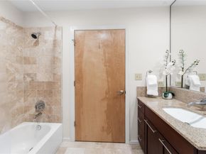 1600 Barton Springs RD 5301, Austin TX 78704