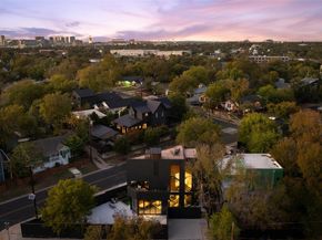 2302 E 11th ST, Austin TX 78702