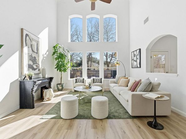 10329 Big Thicket DR, Austin TX 78747