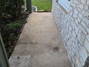 3211 Harpers Ferry LN, Austin TX 78745
