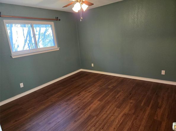3211 Harpers Ferry LN, Austin TX 78745