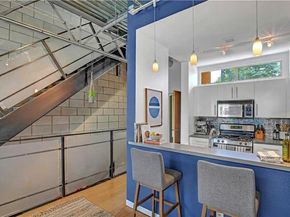 4801 S Congress Ave B2, Austin TX 78745