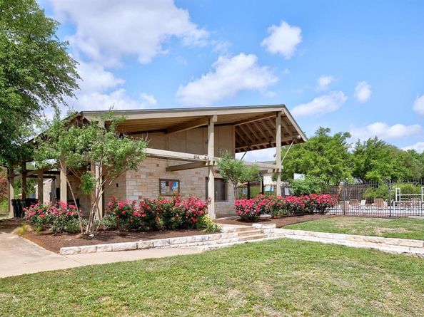 1017 Sue Ann Rose DR, Austin TX 78717