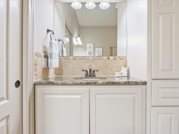 1102 Prairie Dunes DR, Georgetown TX 78628