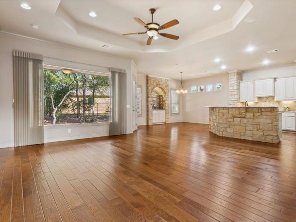 1102 Prairie Dunes DR, Georgetown TX 78628