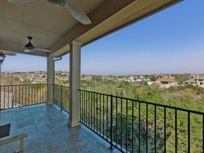 220 Tavish TRL, Lakeway TX 78738