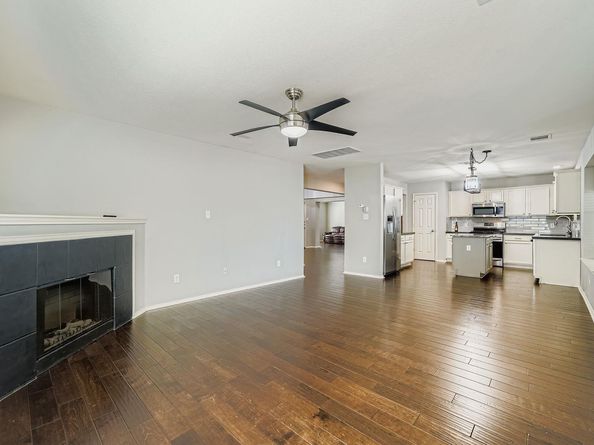 1311 Chardonnay XING, Leander TX 78641