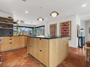 1712 Giles ST, Austin TX 78722