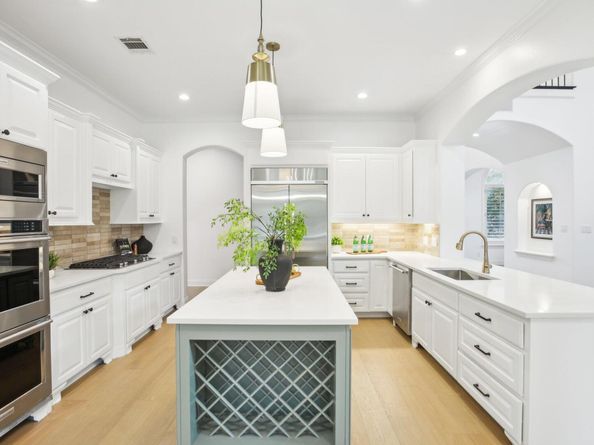 8220 Denali PKWY, Austin TX 78726