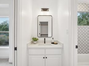 8220 Denali PKWY, Austin TX 78726