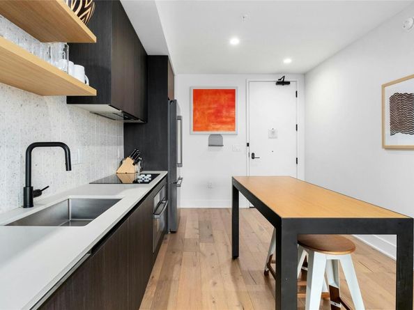 48 East Ave 1310, Austin TX 78701