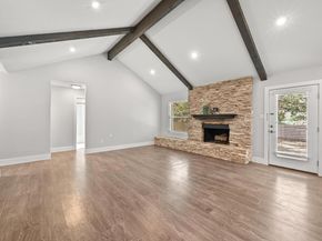 911 Acorn Oaks DR, Austin TX 78745