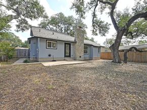 911 Acorn Oaks DR, Austin TX 78745