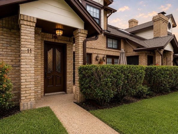 10819 Crown Colony DR 11, Austin TX 78747