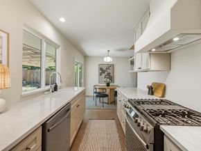 1114 Stoneoak LN, Austin TX 78745