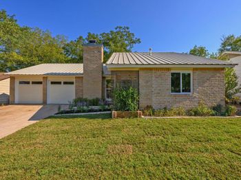 1114 Stoneoak LN