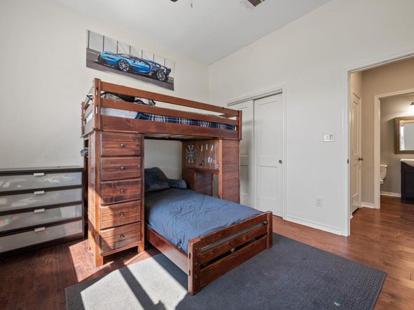 4401 Lindberg LN, Lago Vista TX 78645