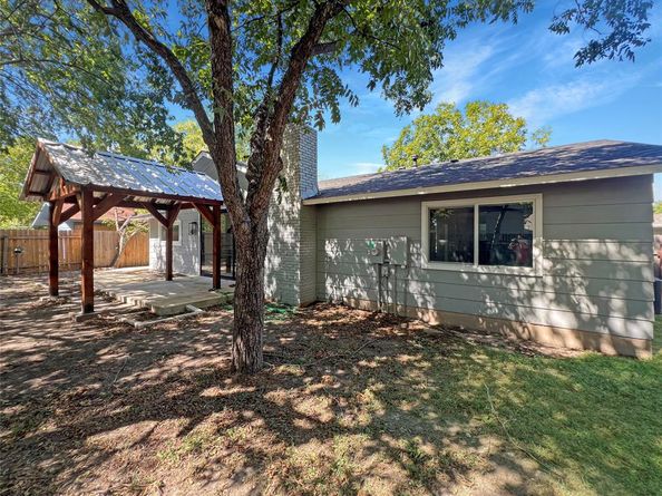 9614 Newfoundland CIR, Austin TX 78758