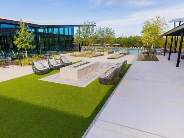1014 Lucinda Williams DR, Austin TX 78744